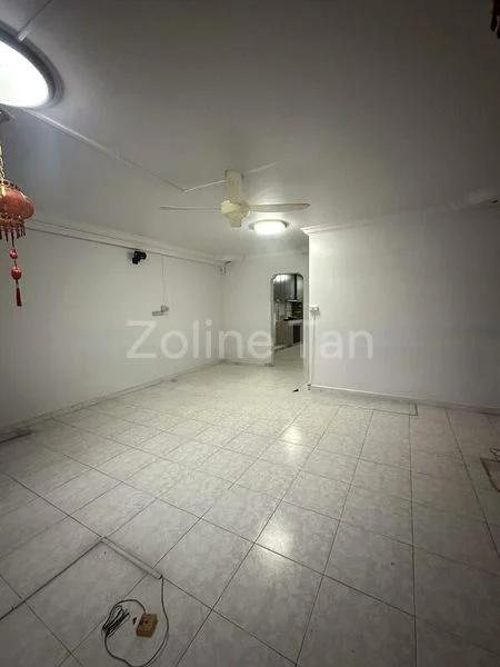 4 Room (4A) HDB for Sale in  308 Woodlands Avenue 1 - Image 5